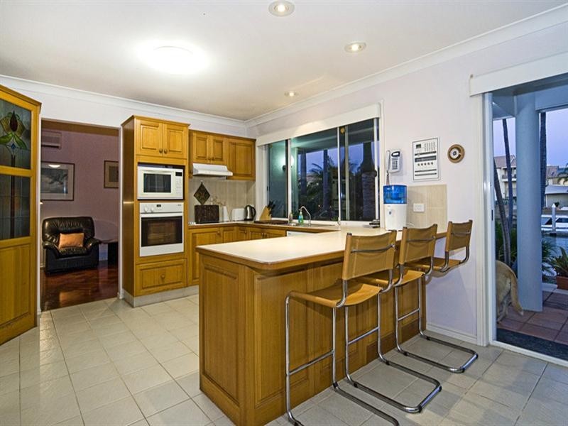 26 Sundance Way, Runaway Bay QLD 4216