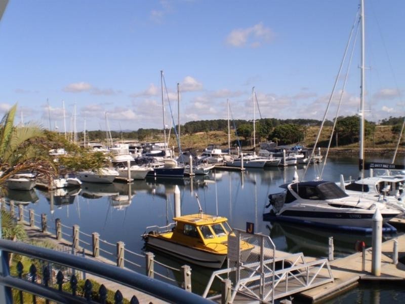 Hope Island QLD 4212