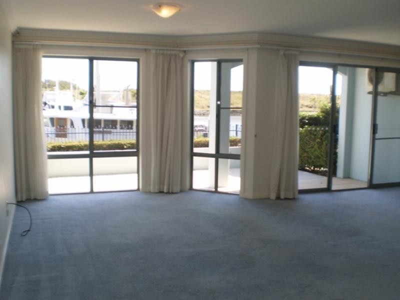 Hope Island QLD 4212