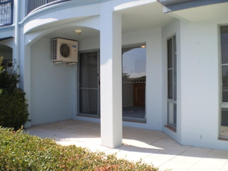 Hope Island QLD 4212