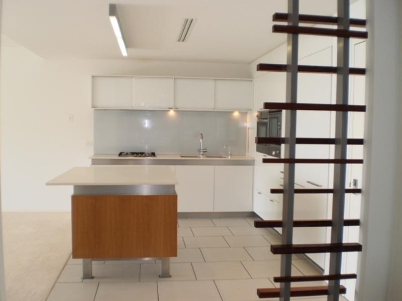 Paradise Point QLD 4216