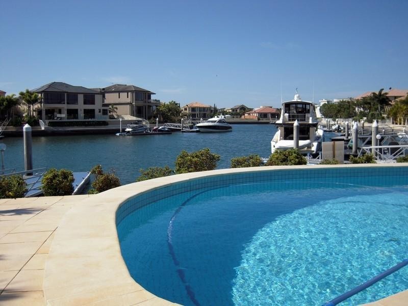 Paradise Point QLD 4216