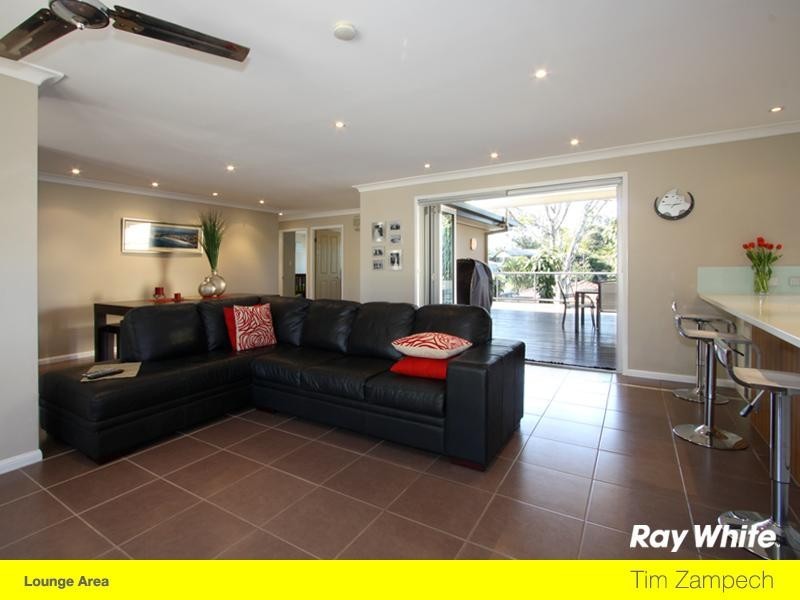 20 Mungala Street, Hope Island QLD 4212