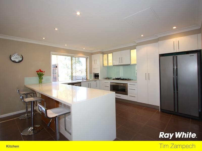 20 Mungala Street, Hope Island QLD 4212