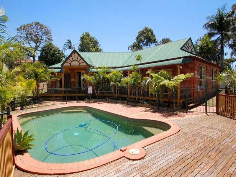 9 Parish Court, Molendinar QLD 4214