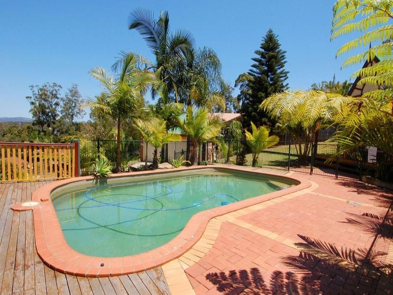 9 Parish Court, Molendinar QLD 4214