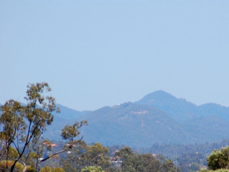 9 Parish Court, Molendinar QLD 4214