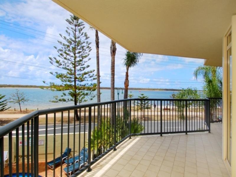11/418 ‘Bayview Beach’ Marine Parade, Biggera Waters QLD 4216