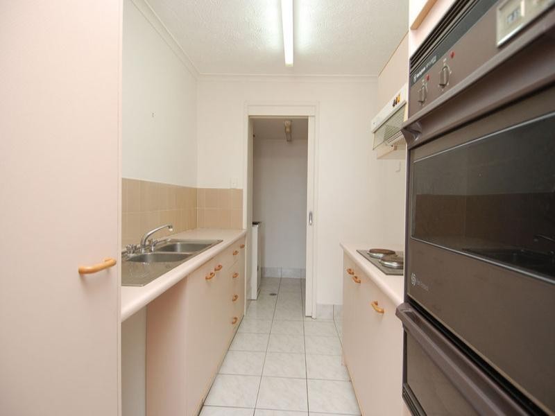 11/418 ‘Bayview Beach’ Marine Parade, Biggera Waters QLD 4216