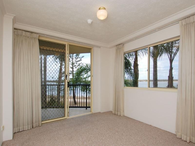 11/418 ‘Bayview Beach’ Marine Parade, Biggera Waters QLD 4216