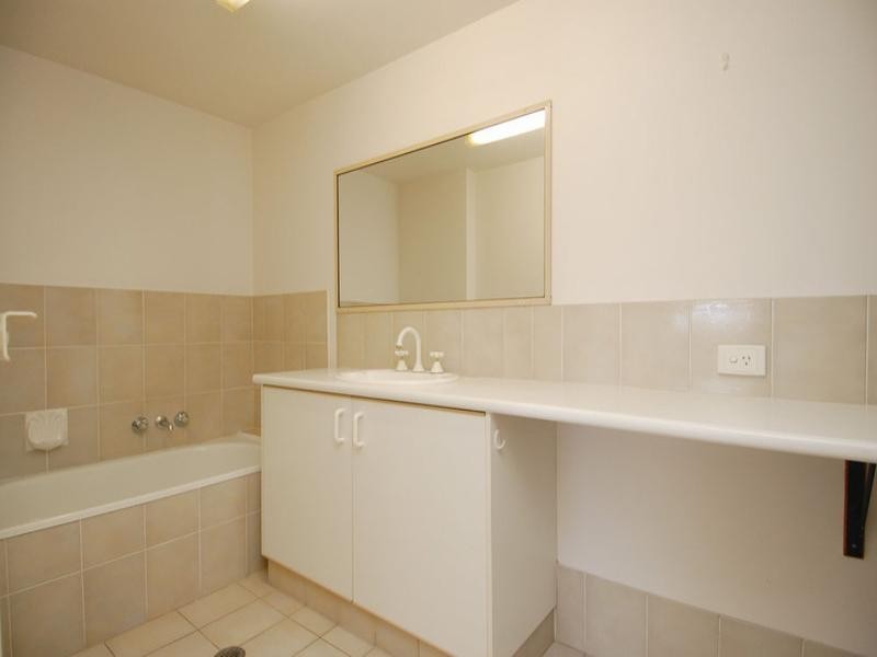 11/418 ‘Bayview Beach’ Marine Parade, Biggera Waters QLD 4216