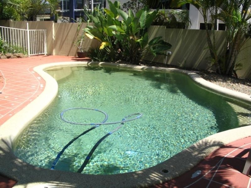 14 Kirdford Court, Arundel QLD 4214