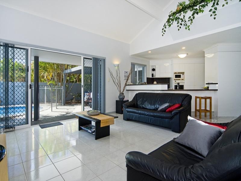 104 Sundance Way, Runaway Bay QLD 4216