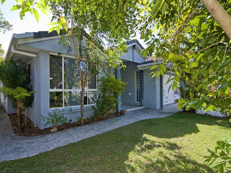 104 Sundance Way, Runaway Bay QLD 4216