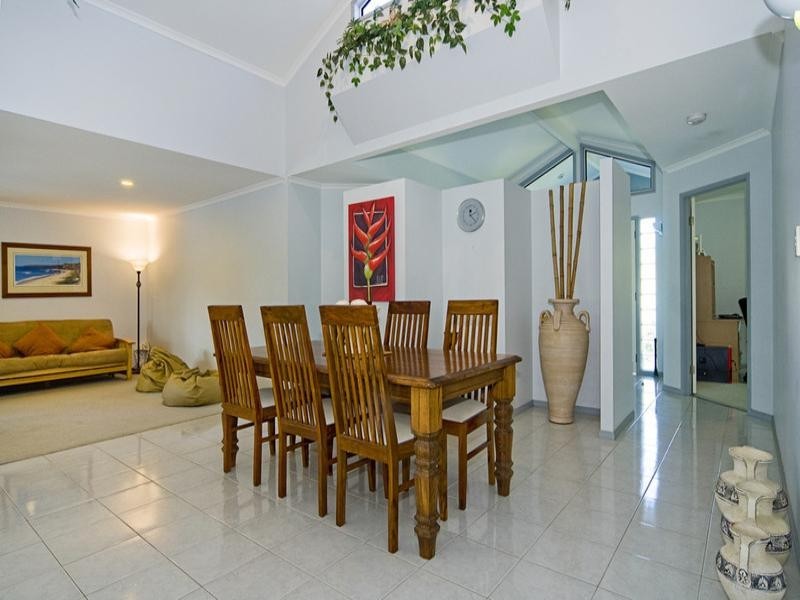 104 Sundance Way, Runaway Bay QLD 4216