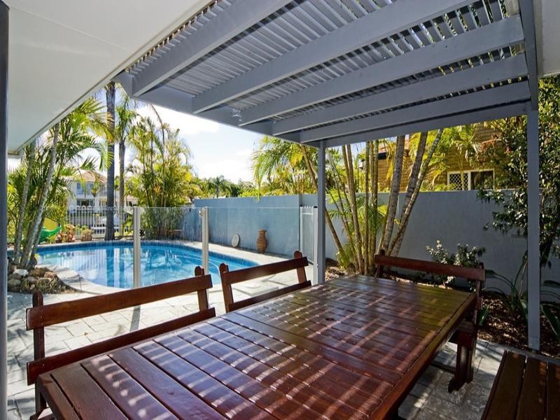 104 Sundance Way, Runaway Bay QLD 4216