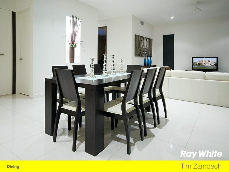 71 Compass Drive, Biggera Waters QLD 4216