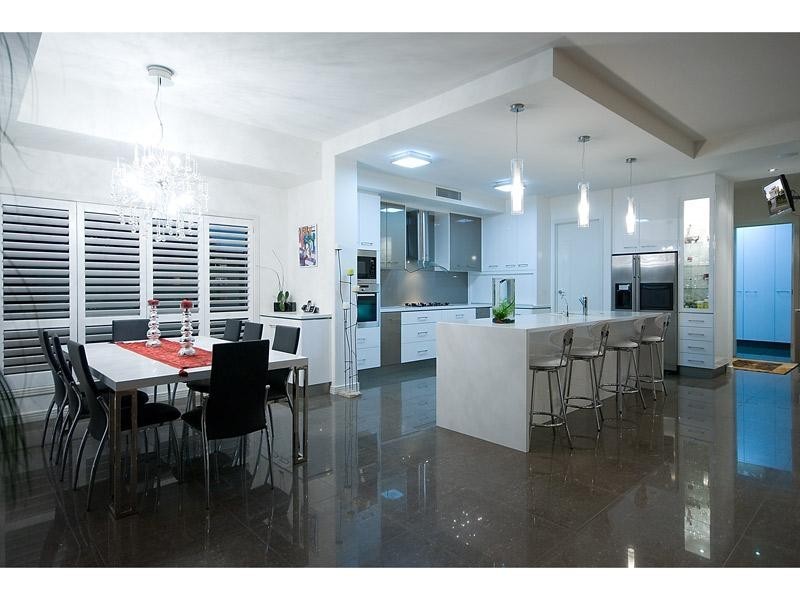 Paradise Point QLD 4216