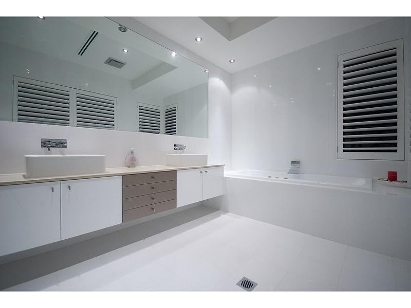 Paradise Point QLD 4216