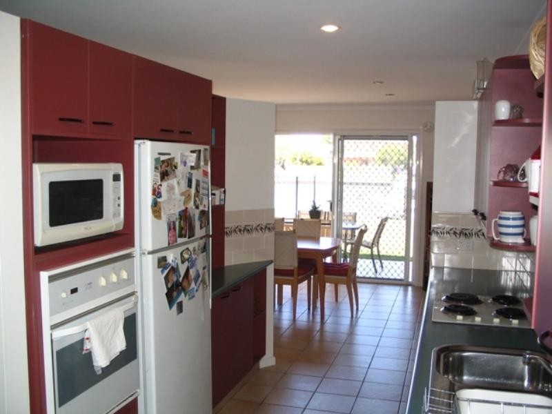 22 Vaggelas Crescent, Biggera Waters QLD 4216