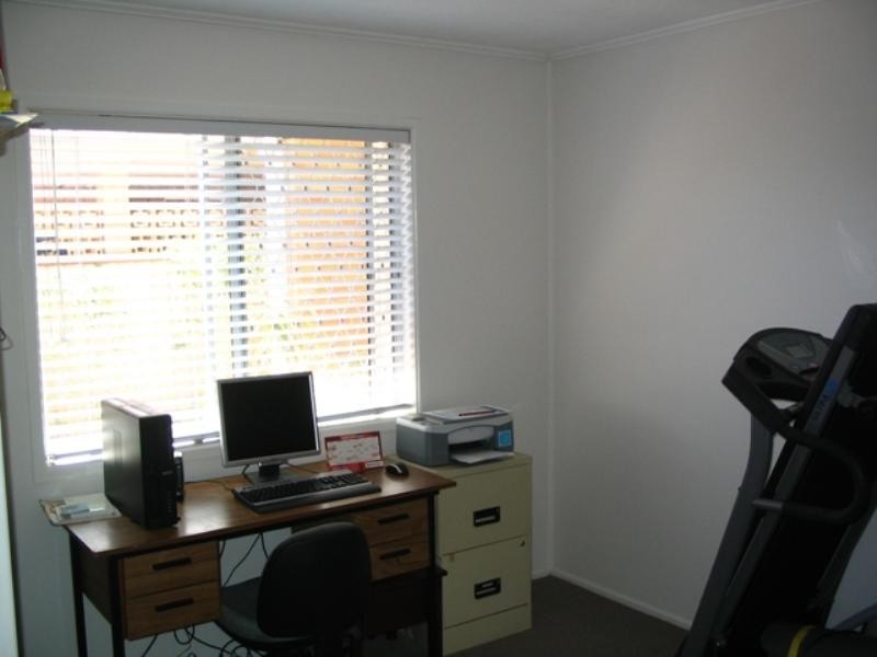 22 Vaggelas Crescent, Biggera Waters QLD 4216