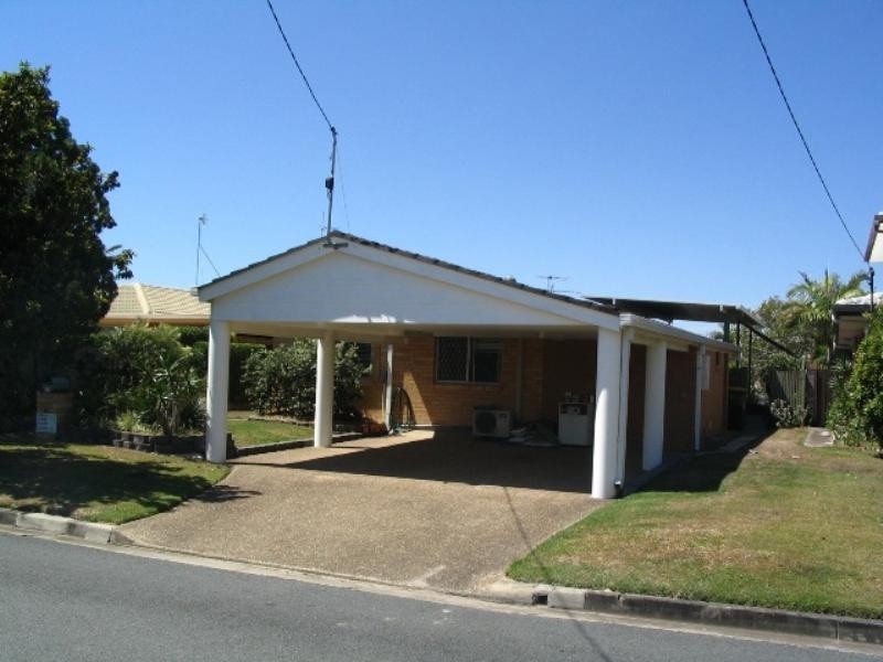 22 Vaggelas Crescent, Biggera Waters QLD 4216