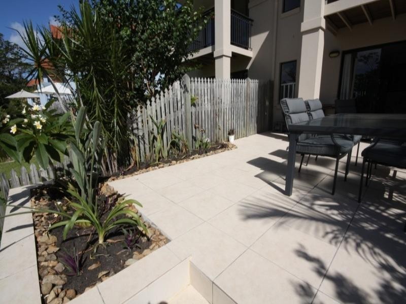 Coombabah QLD 4216
