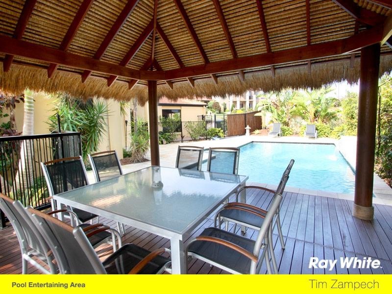 12 Orpington Court, Arundel QLD 4214