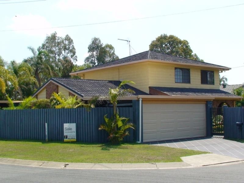 25 Goorawin Street, Runaway Bay QLD 4216