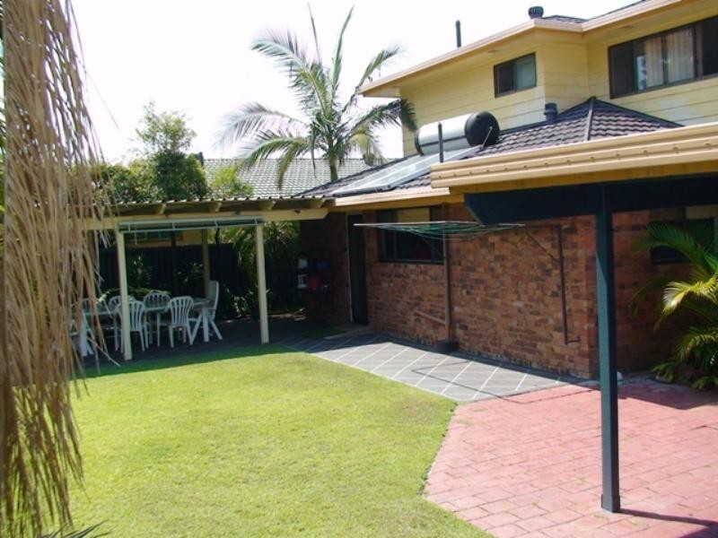 25 Goorawin Street, Runaway Bay QLD 4216