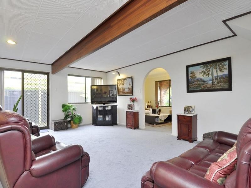 25 Goorawin Street, Runaway Bay QLD 4216