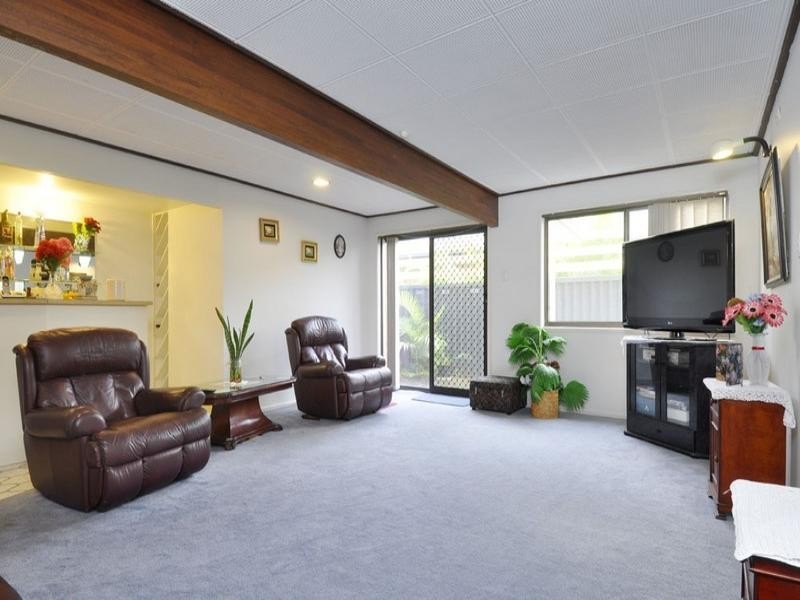 25 Goorawin Street, Runaway Bay QLD 4216