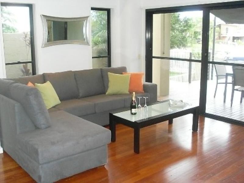 1/55 Hollywell Road, Biggera Waters QLD 4216