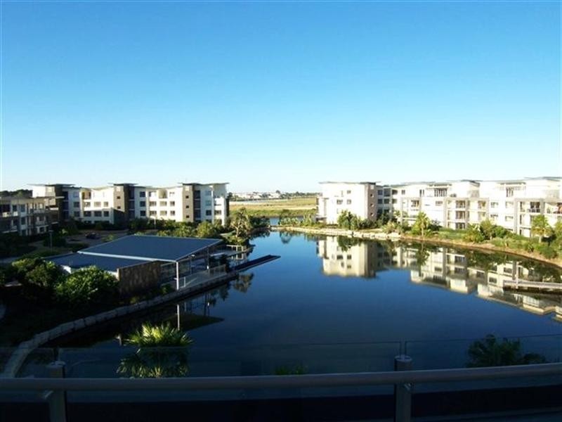 341/3 Pendraat Parade, Hope Island QLD 4212