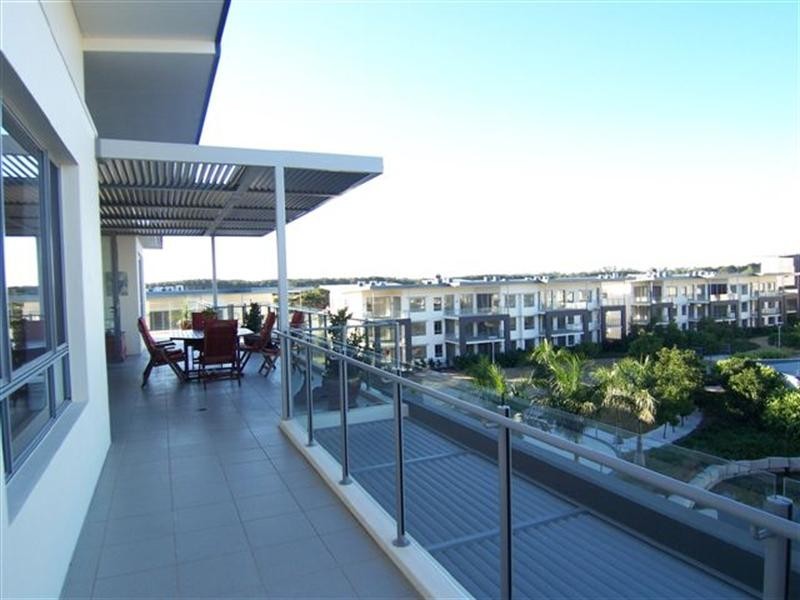 341/3 Pendraat Parade, Hope Island QLD 4212