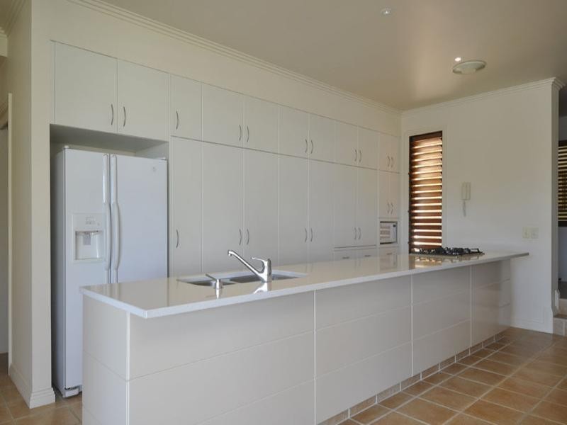 8 and 8a Huon Crescent, Runaway Bay QLD 4216