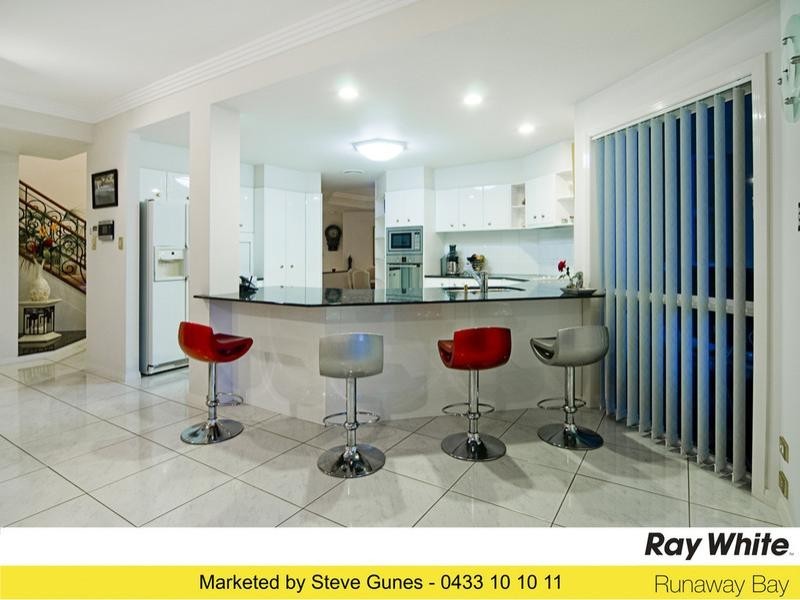 161 Pebble Beach Drive, Runaway Bay QLD 4216