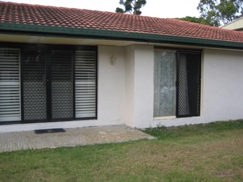 43 Ocean Street, Runaway Bay QLD 4216