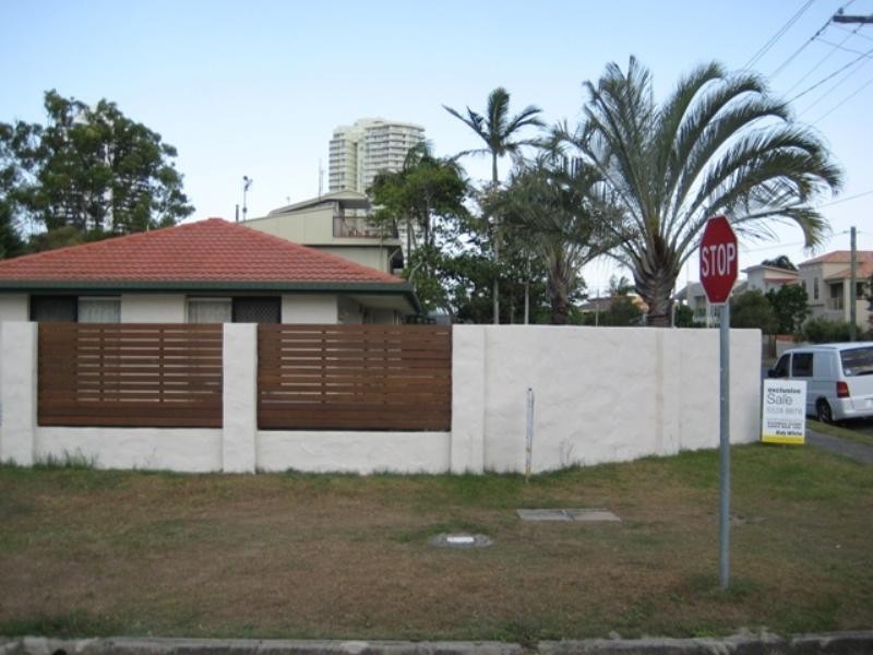 43 Ocean Street, Runaway Bay QLD 4216
