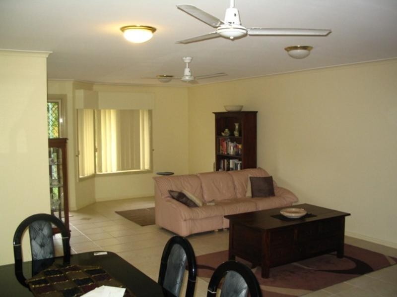 14/414 Pine Ridge Road, Coombabah QLD 4216