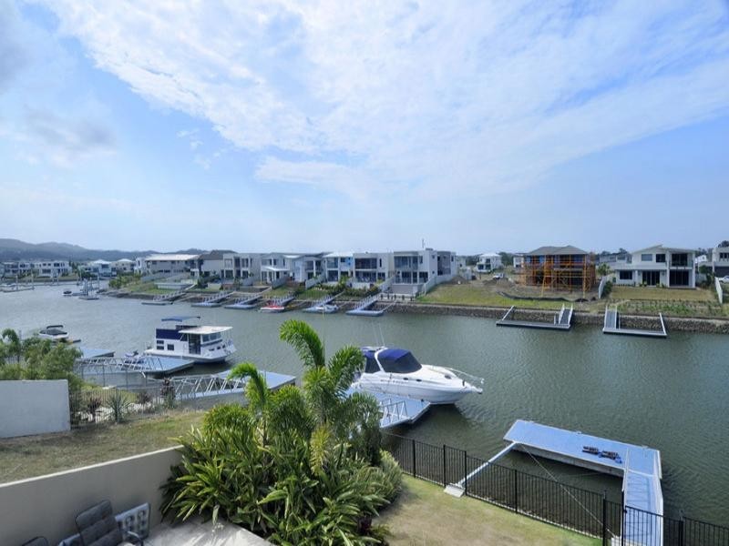 34 River Links Blvd East, Helensvale QLD 4212
