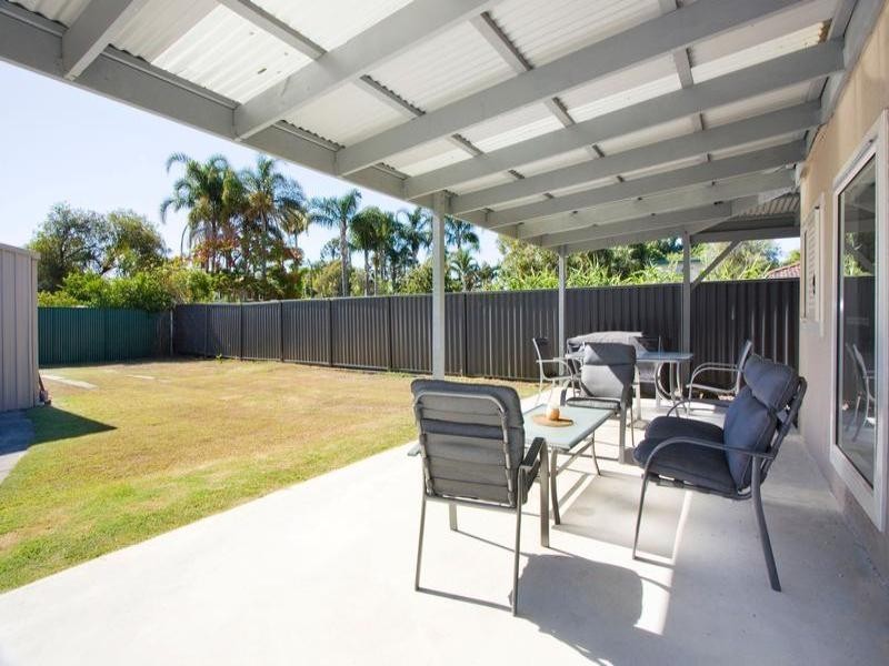 29 Ashgrove Avenue, Runaway Bay QLD 4216