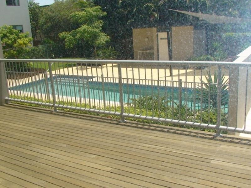 17/12-18 Bayview Street, Runaway Bay QLD 4216