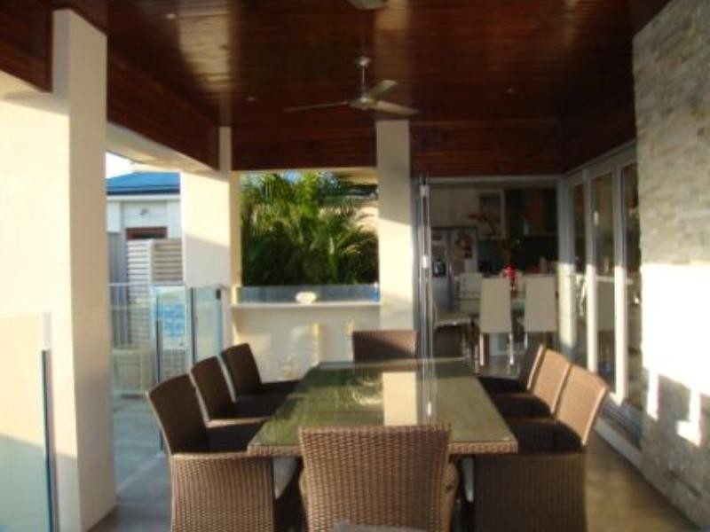 Hope Island QLD 4212