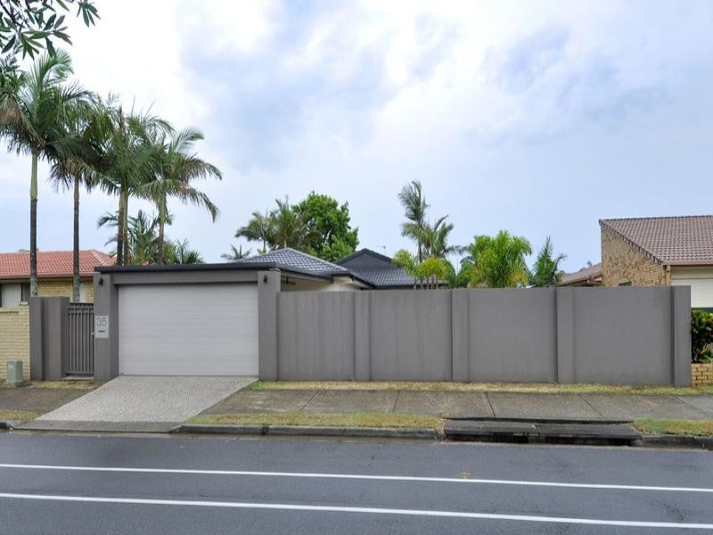 35 Matthew Flinders Drive, Hollywell QLD 4216