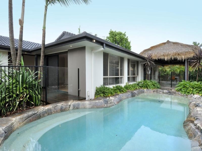 35 Matthew Flinders Drive, Hollywell QLD 4216