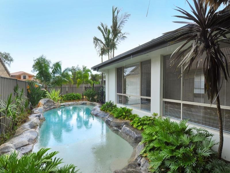 35 Matthew Flinders Drive, Hollywell QLD 4216