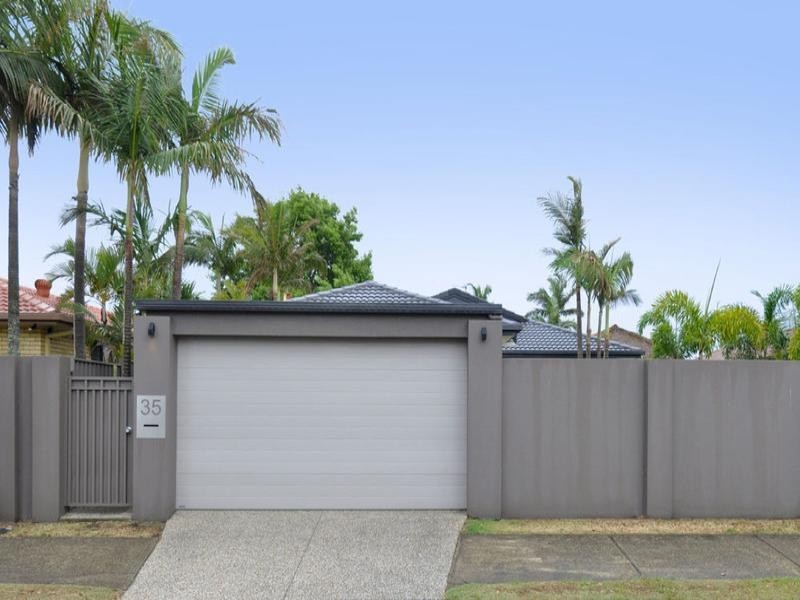 35 Matthew Flinders Drive, Hollywell QLD 4216