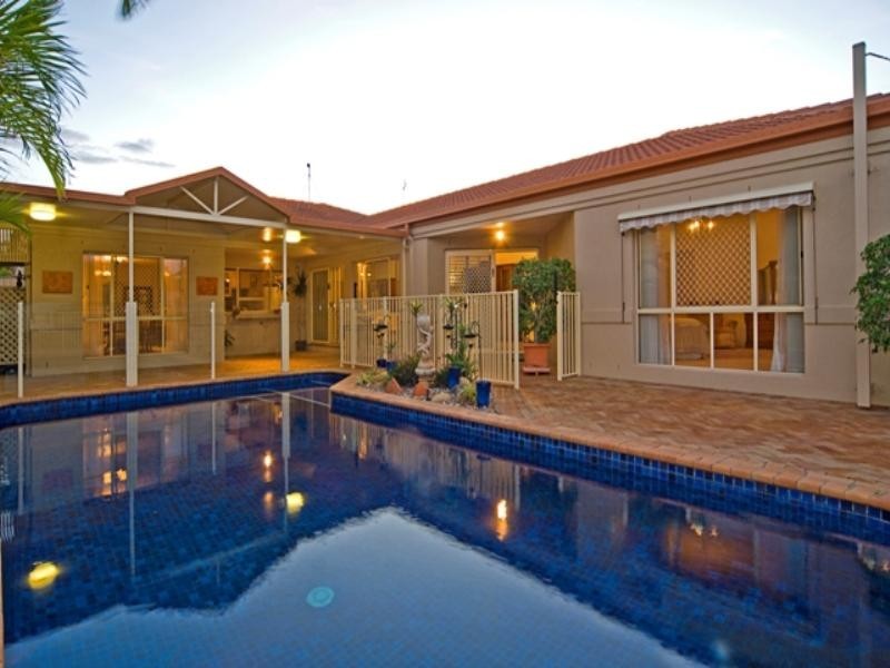 49 Pebble Beach Drive, Runaway Bay QLD 4216