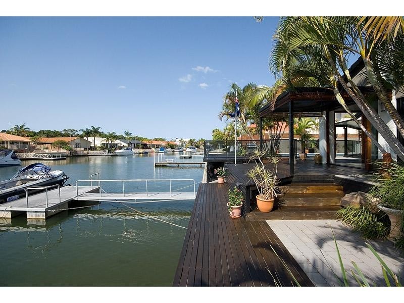 67 Pebble Beach Drive, Runaway Bay QLD 4216